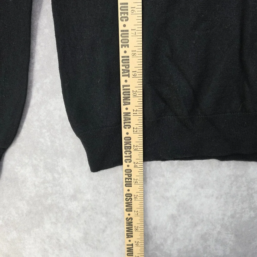 Banana Republic Mens M Black Extra Fine Merino Wool V-Neck Sweater Pullover